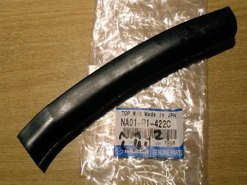 Soft top roof side rubber